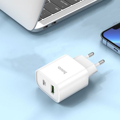 Сетевое зарядное устройство Hoco C80A Plus USB/ Type-C QC PD белое